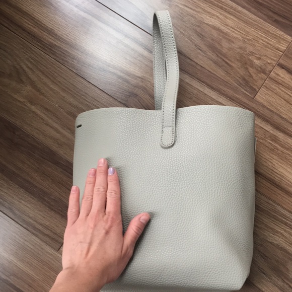 Gray handbag tote purse with shoulder strap - Picture 7 of 8